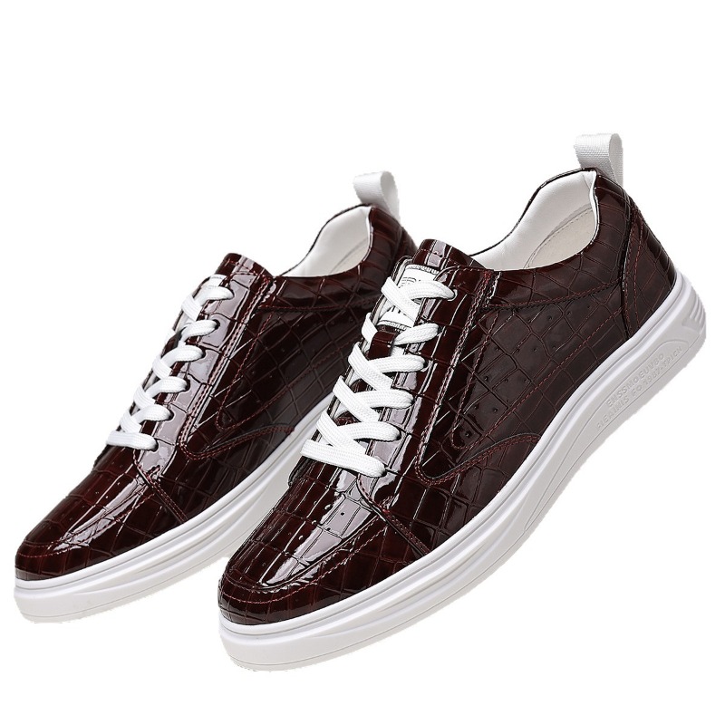 Classic Male Low Top Skate Sho - Sneaker Career review and price