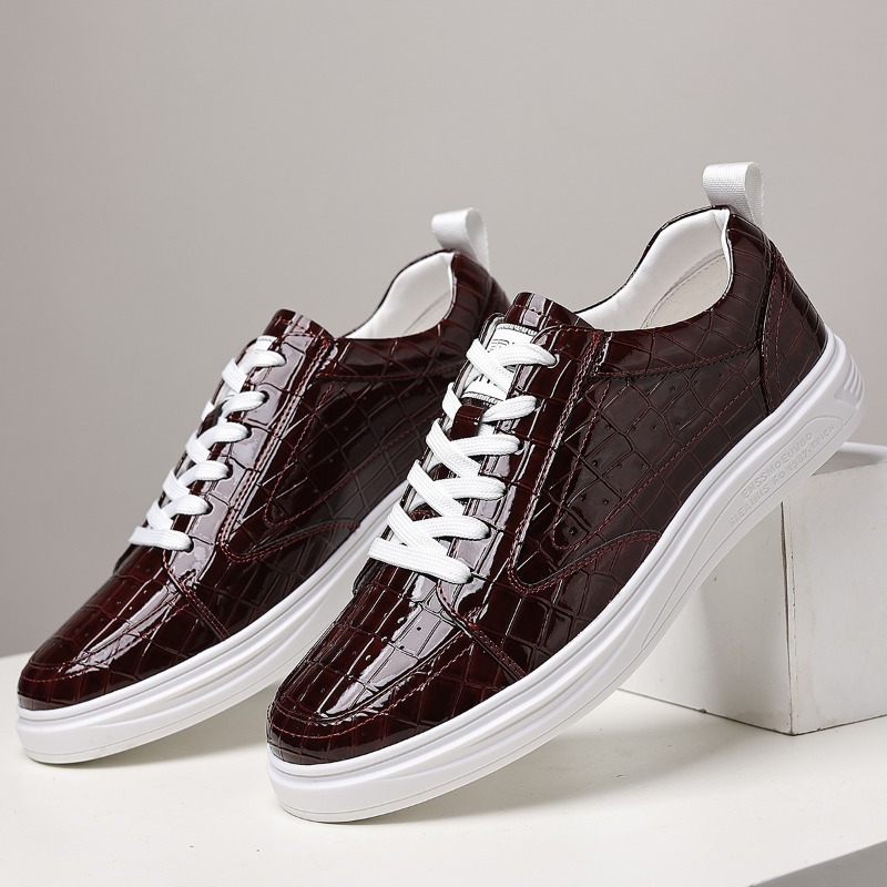 Classic Male Low Top Skate Sho - Sneaker Career review and price